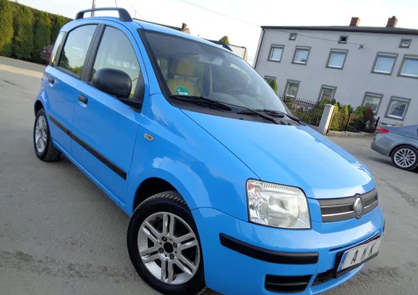 śląskie Fiat Panda cena 9900 przebieg: 135000, rok produkcji 2004 z Ostrów Mazowiecka